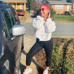 Meet your Posher, Brooke